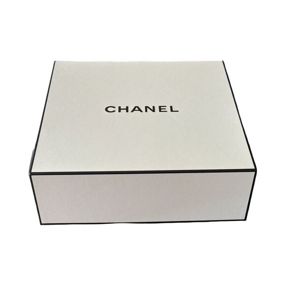 AUTHENTIC CHANEL BLACK AND WHITE BOX. - Picture 1 of 5